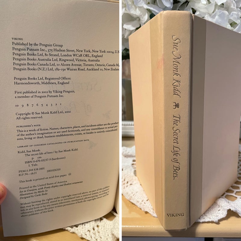 1stEd 1stPrint The Secret Life of Bee’s