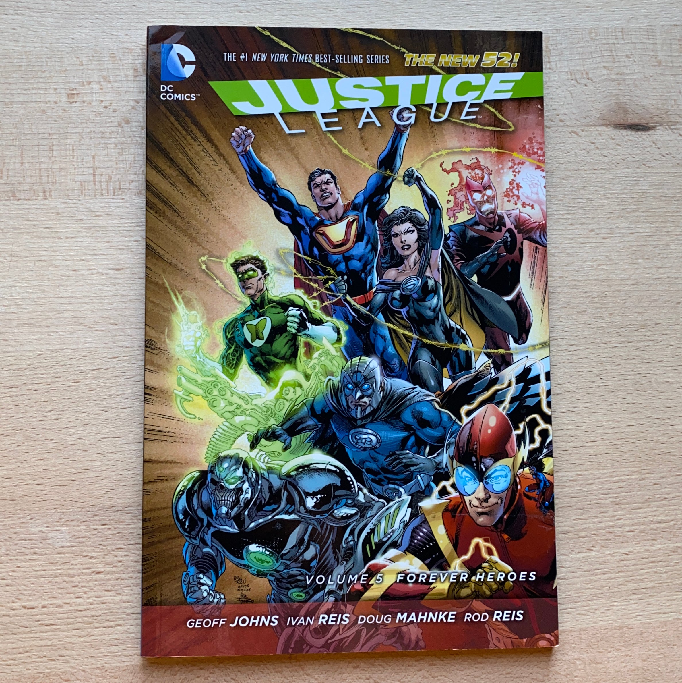 Justice League Vol. 5: Forever Heroes (the New 52)