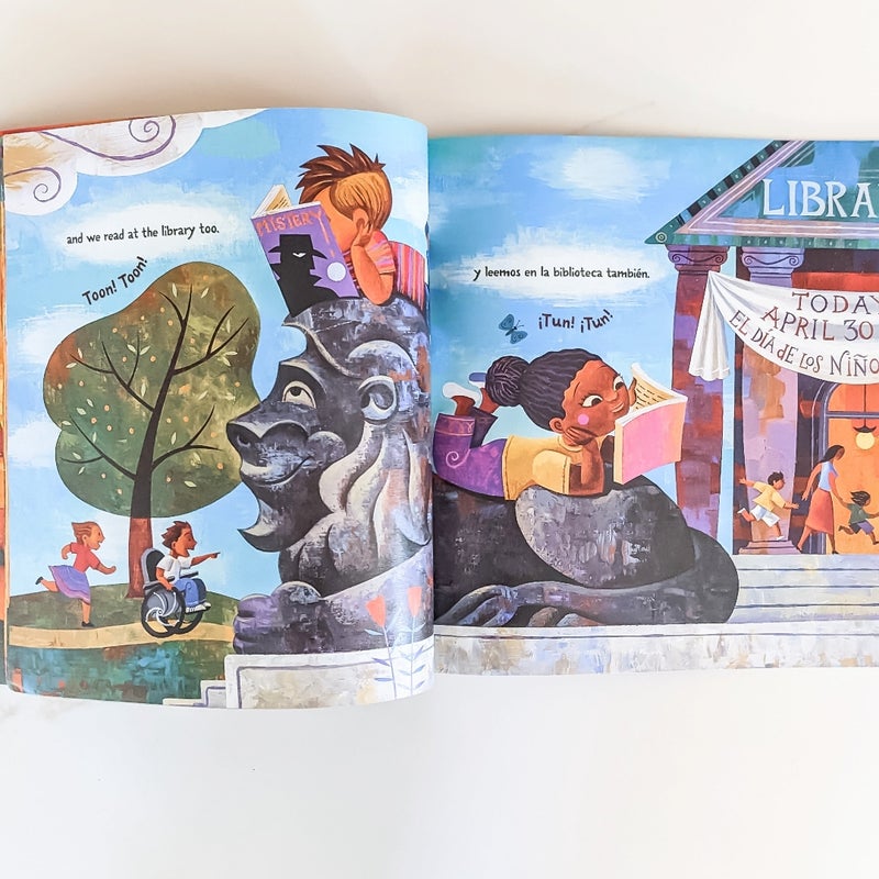 Book Fiesta! A Bilingual Picture Book 