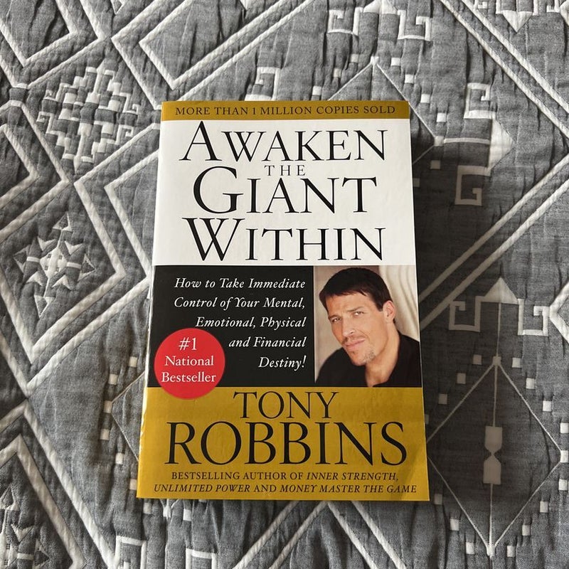 Awaken the Giant Within by Tony Robbins, Paperback Pangobooks