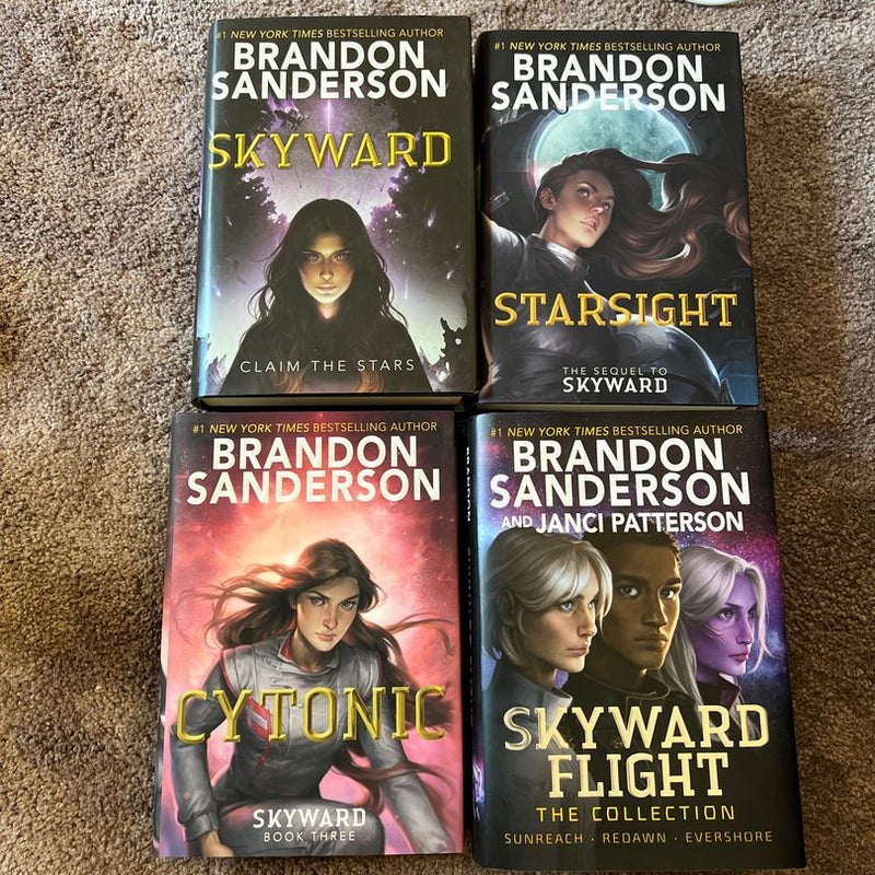 SKYWARD SERIES  Brandon Sanderson