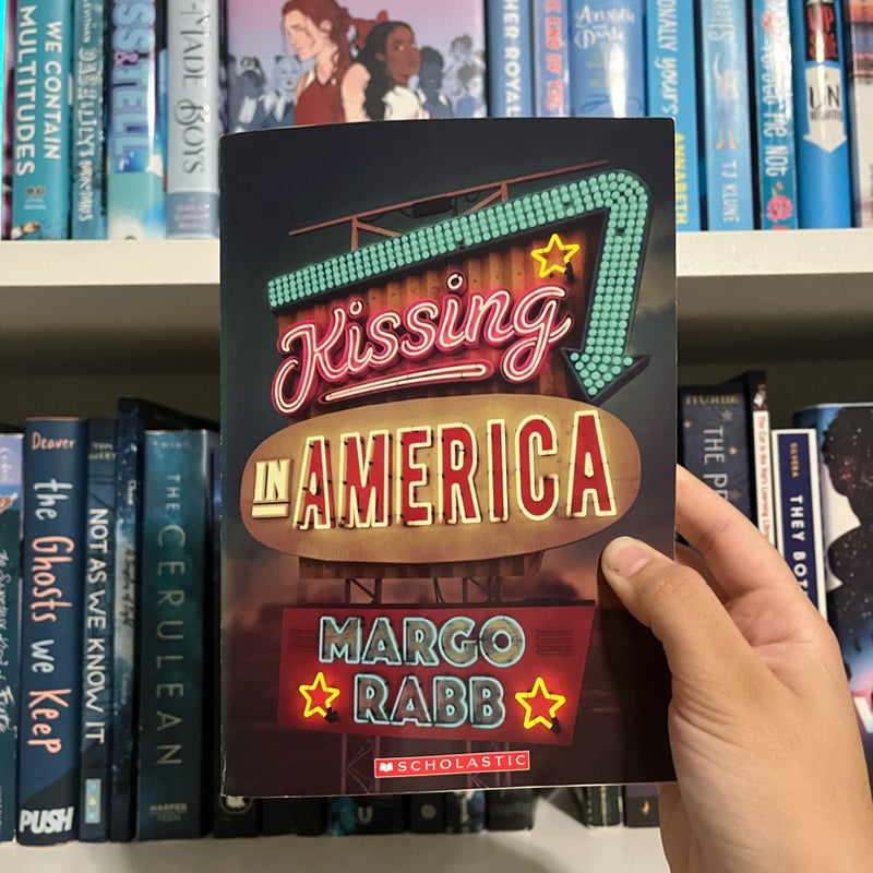 Kissing in America 