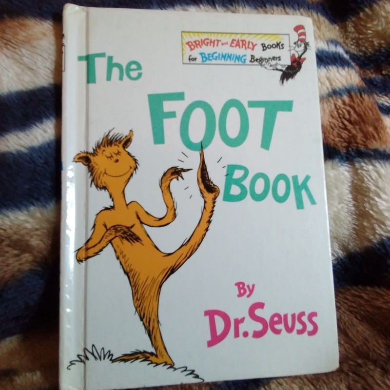 The Foot Book by Dr Suess , Hardcover | Pangobooks