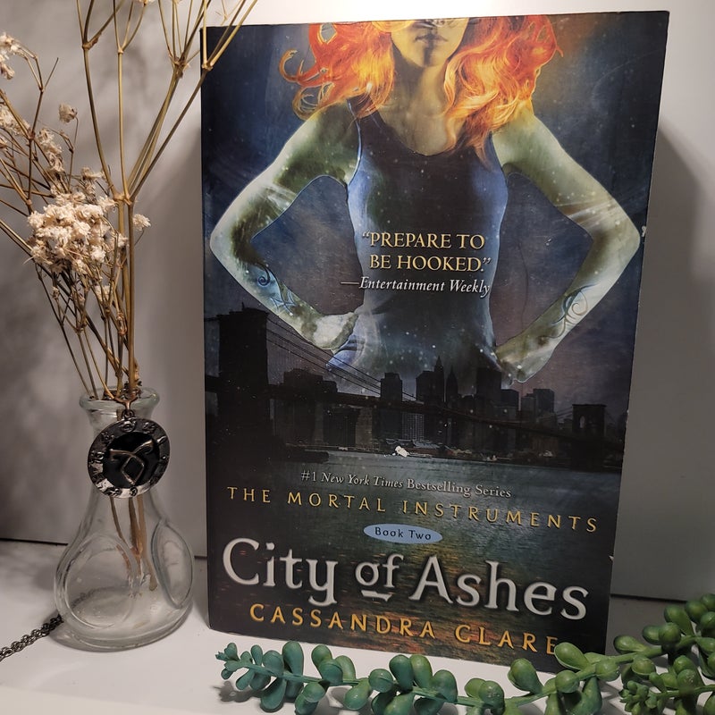 City of Ashes (Sprayed Edges) 