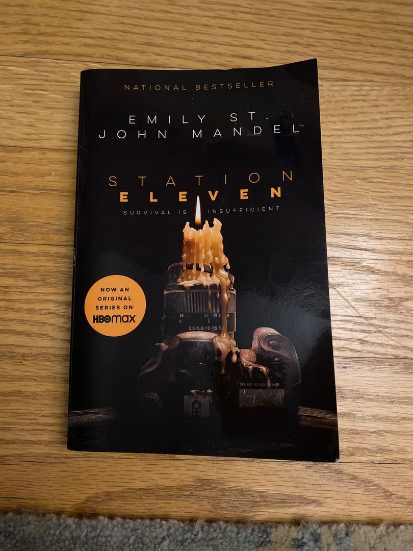 Station Eleven (Television Tie-In)