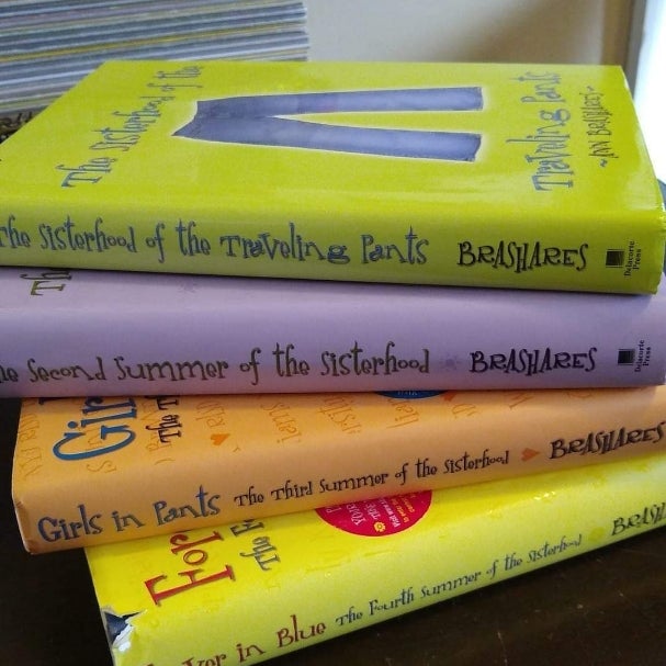 Sisterhood Of The Traveling Pants 4 Book Set 