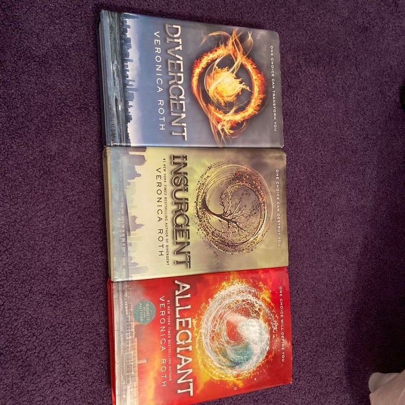 Divergent, Insurgent, Allegiant Bundle 