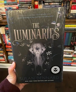 Signed sealed sprayed edges Owlcrate special edition - The Luminaries