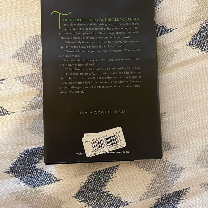 Unhooked by Lisa Maxwell, Hardcover | Pangobooks