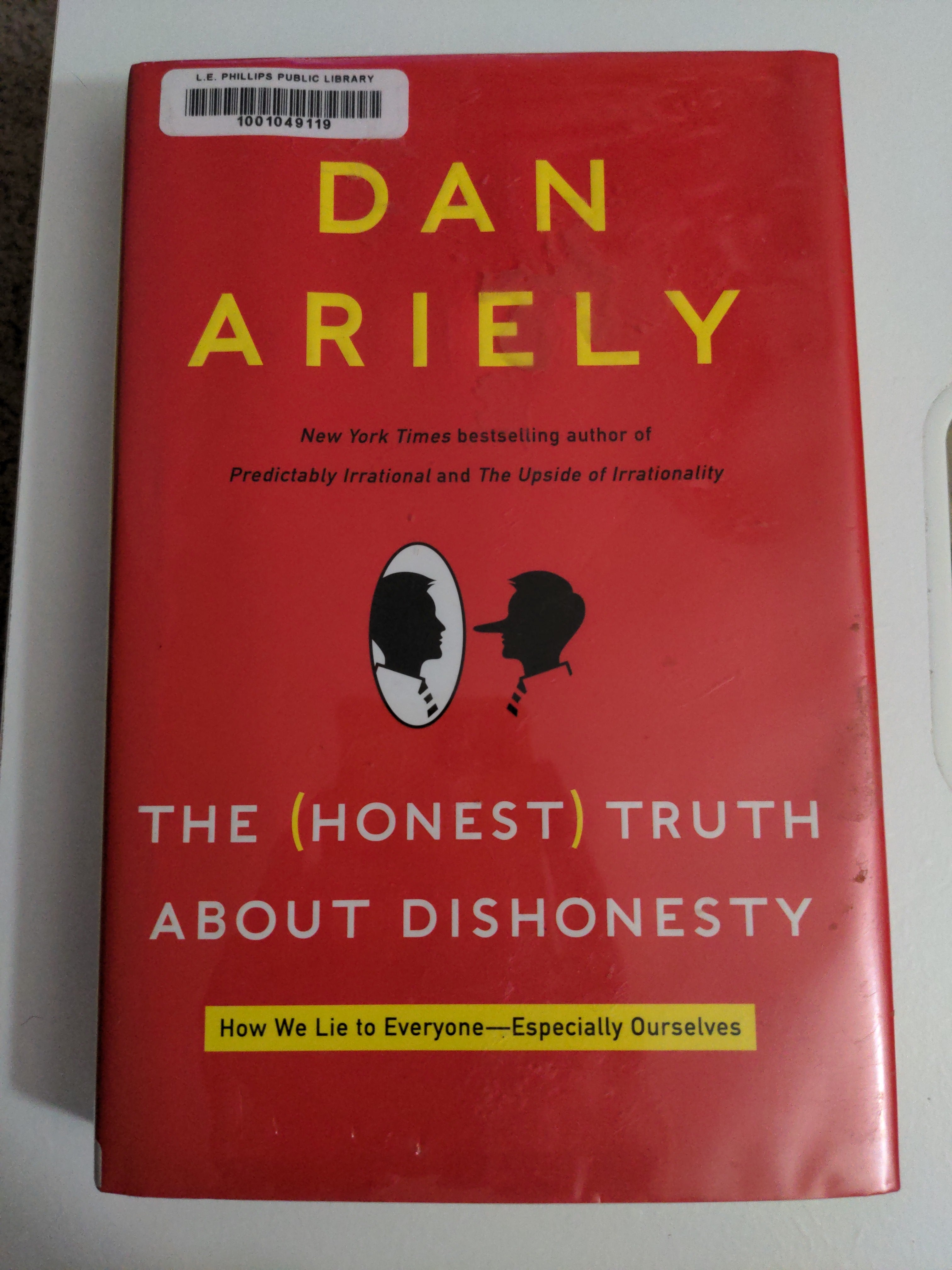 The Honest Truth about Dishonesty