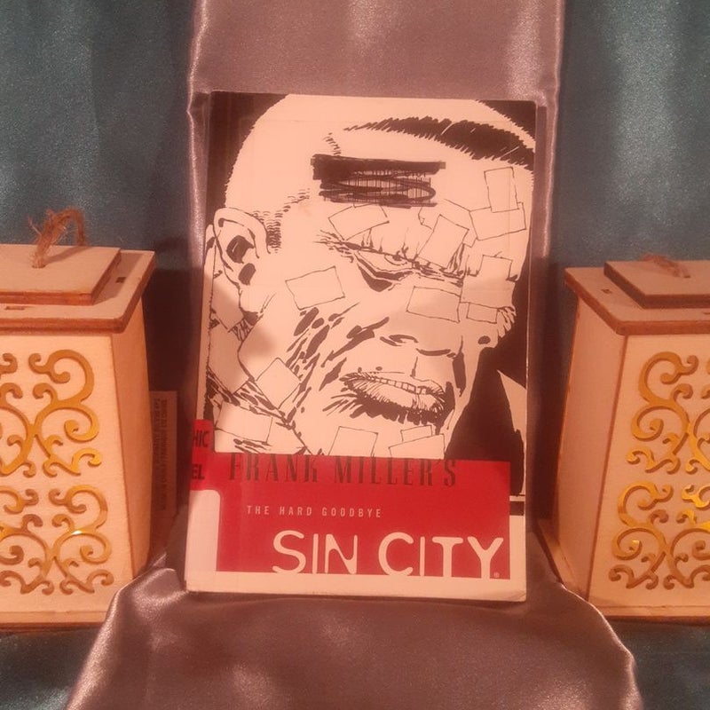 Frank Milker's Sin City: The Hard Goodbye manga sized promo graphic novel , Dark Horse comics