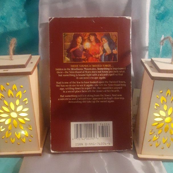Caught in Crystal : A Lyra Novel by Patricia C. Wrede