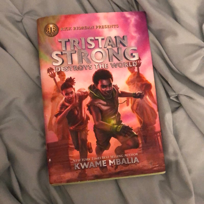 Tristan Strong Destroys the World (a Tristan Strong Novel, Book 2)