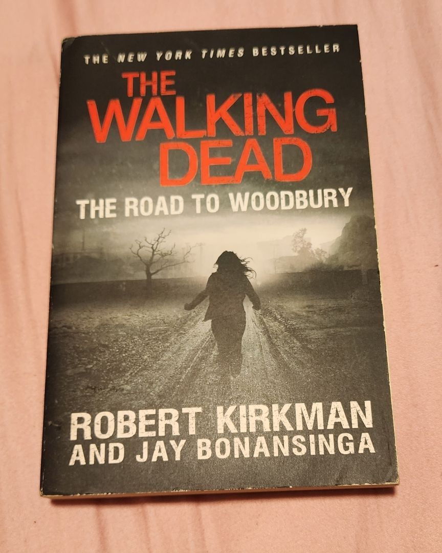 The Walking Dead: the Road to Woodbury