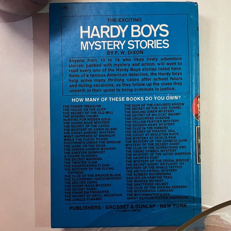 Hardy Boys 32: the Crisscross Shadow