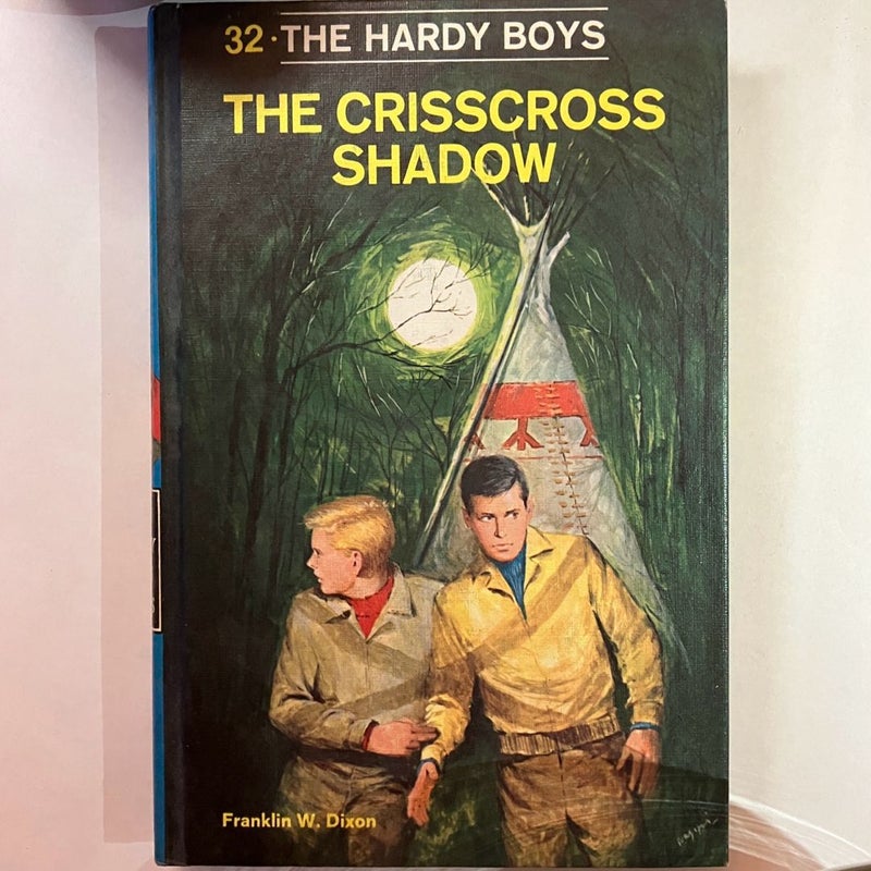 Hardy Boys 32: The Crisscross Shadow