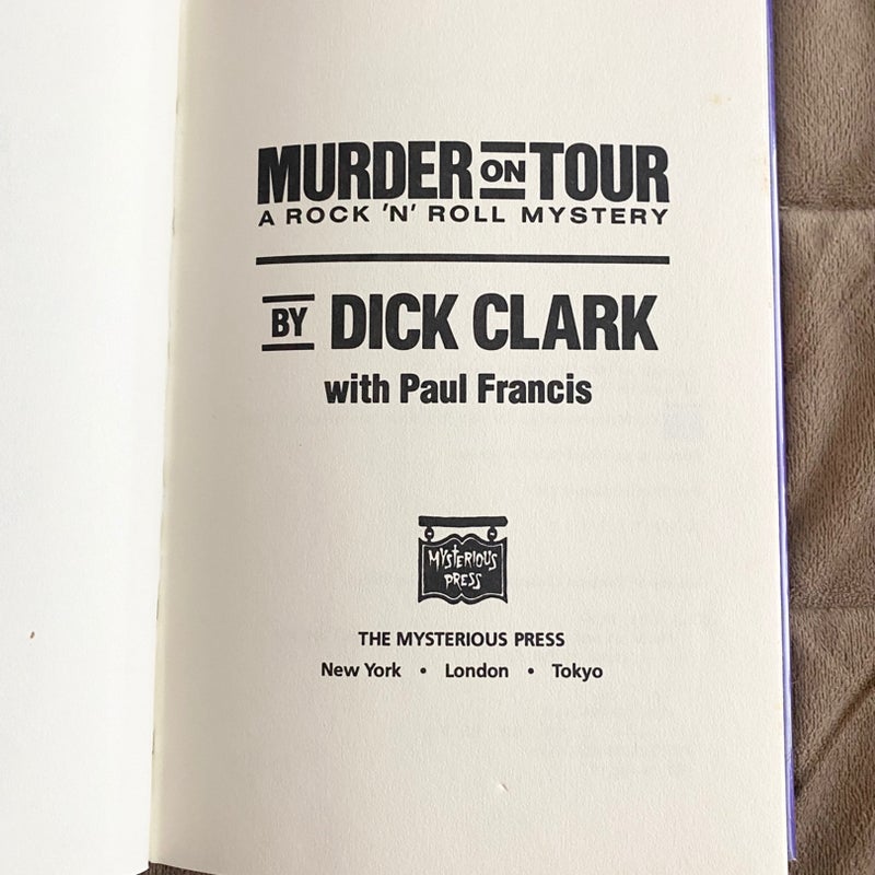 Murder on Tour  2543