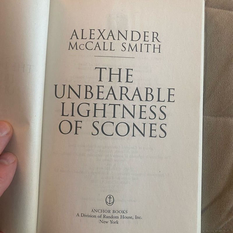 The Unbearable Lightness of Scones  10210