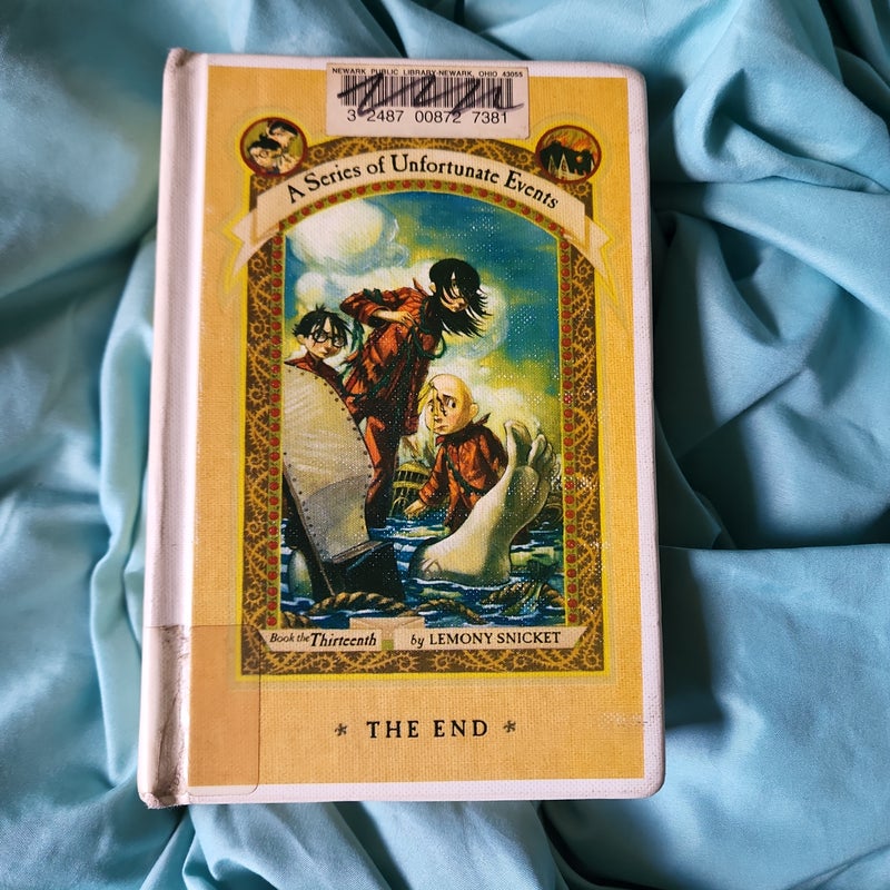 A Series of Unfortunate Events #13: the End (former library copy)