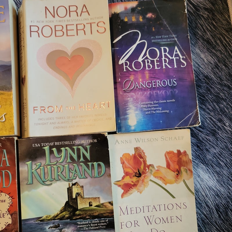 Random Paperback Lot of 10 Lot #15