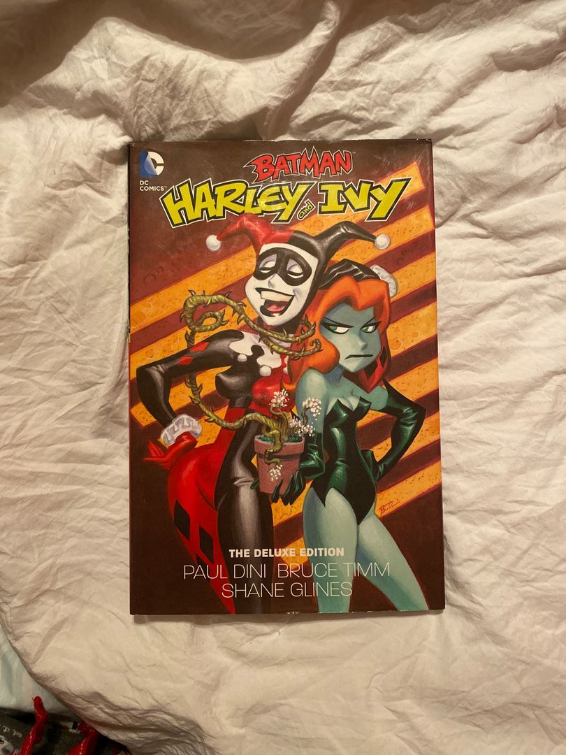 Harley and Ivy: the Deluxe Edition