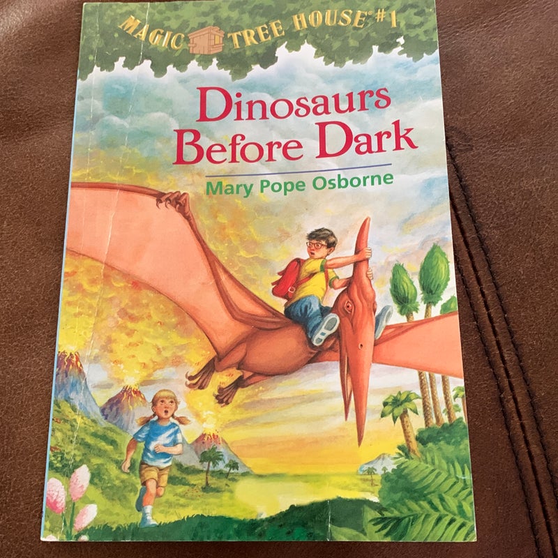 Dinosaurs Before Dark
