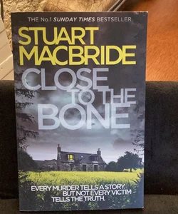Close to the Bone (Logan Mcrae, Book 8)