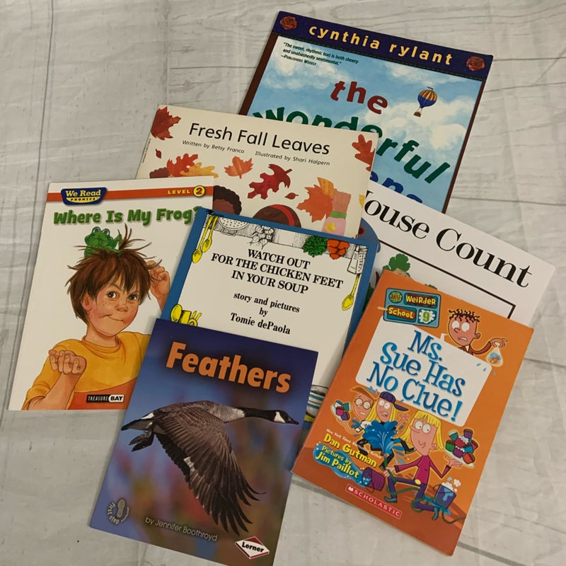 Lot 7 Kids Books Scholastic, phonics and more
