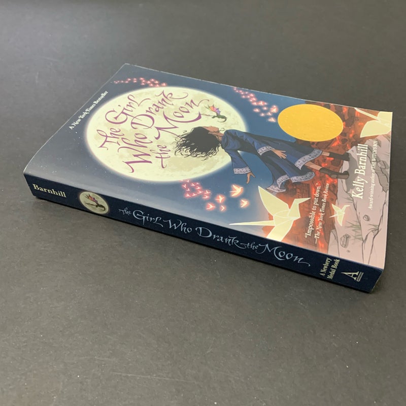 The Girl Who Drank the Moon (Winner of the 2017 Newbery Medal)