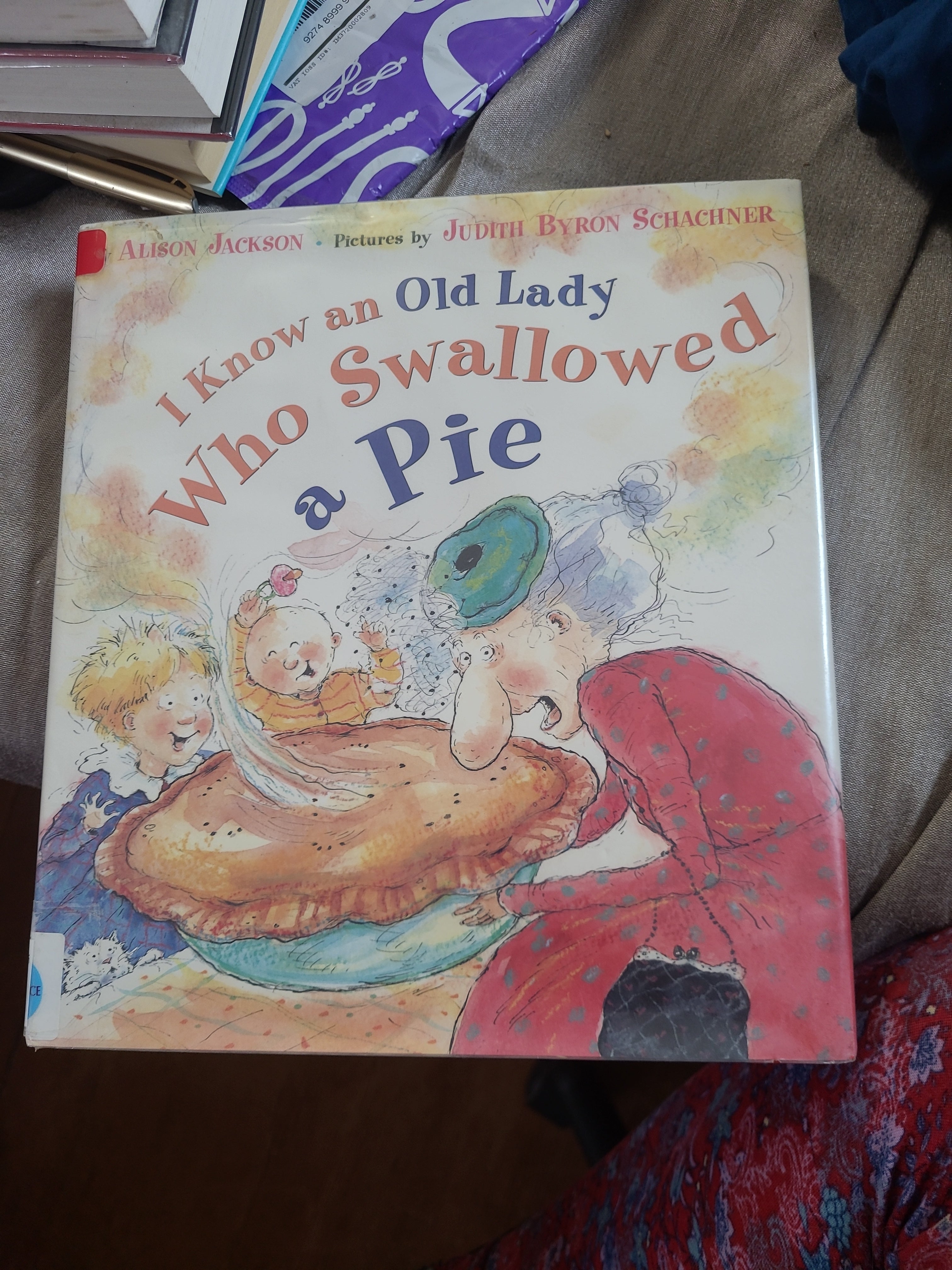 I Know an Old Lady Who Swallowed a Pie