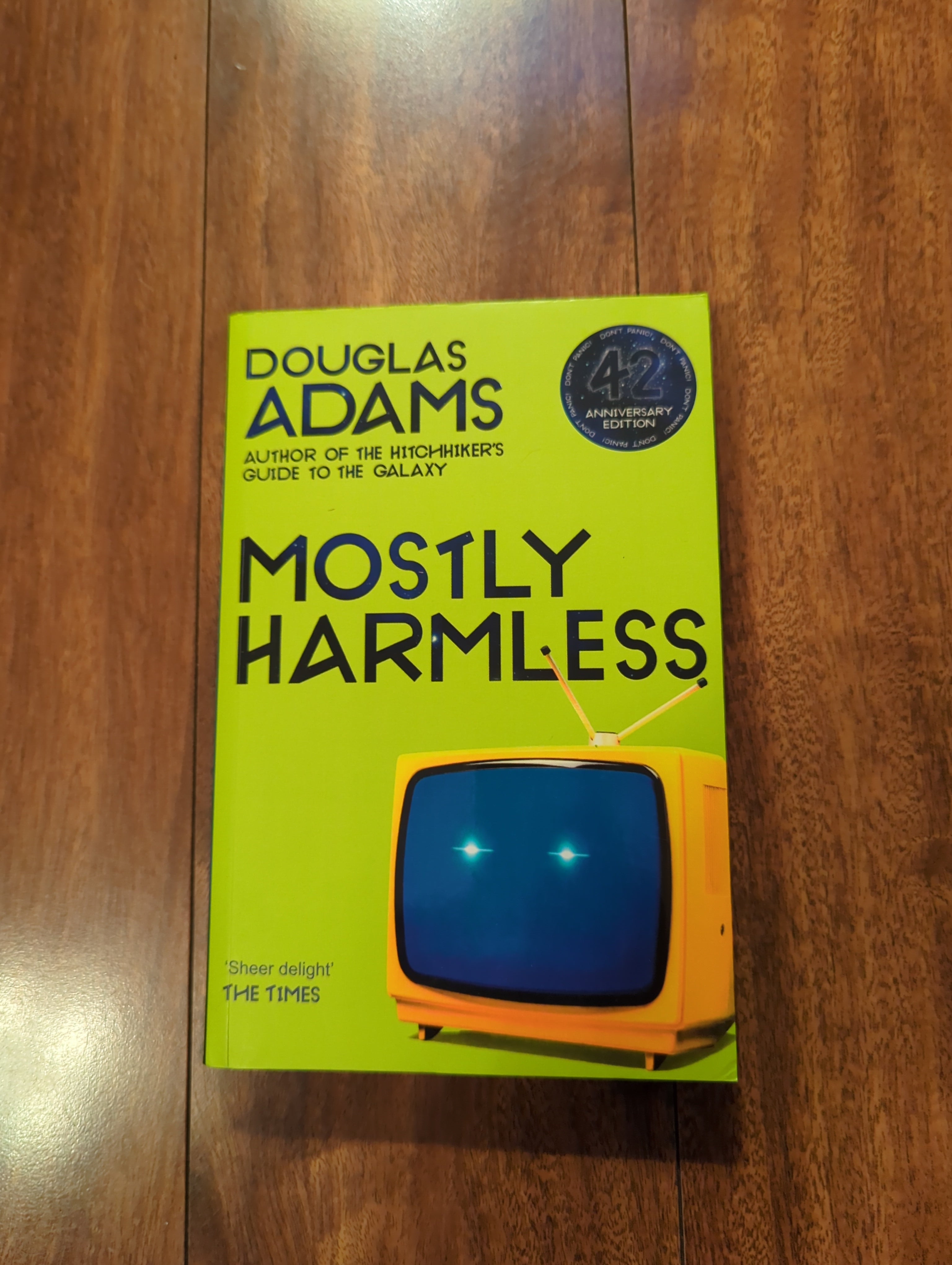 Mostly Harmless: Hitchhiker's Guide to the Galaxy Book 5