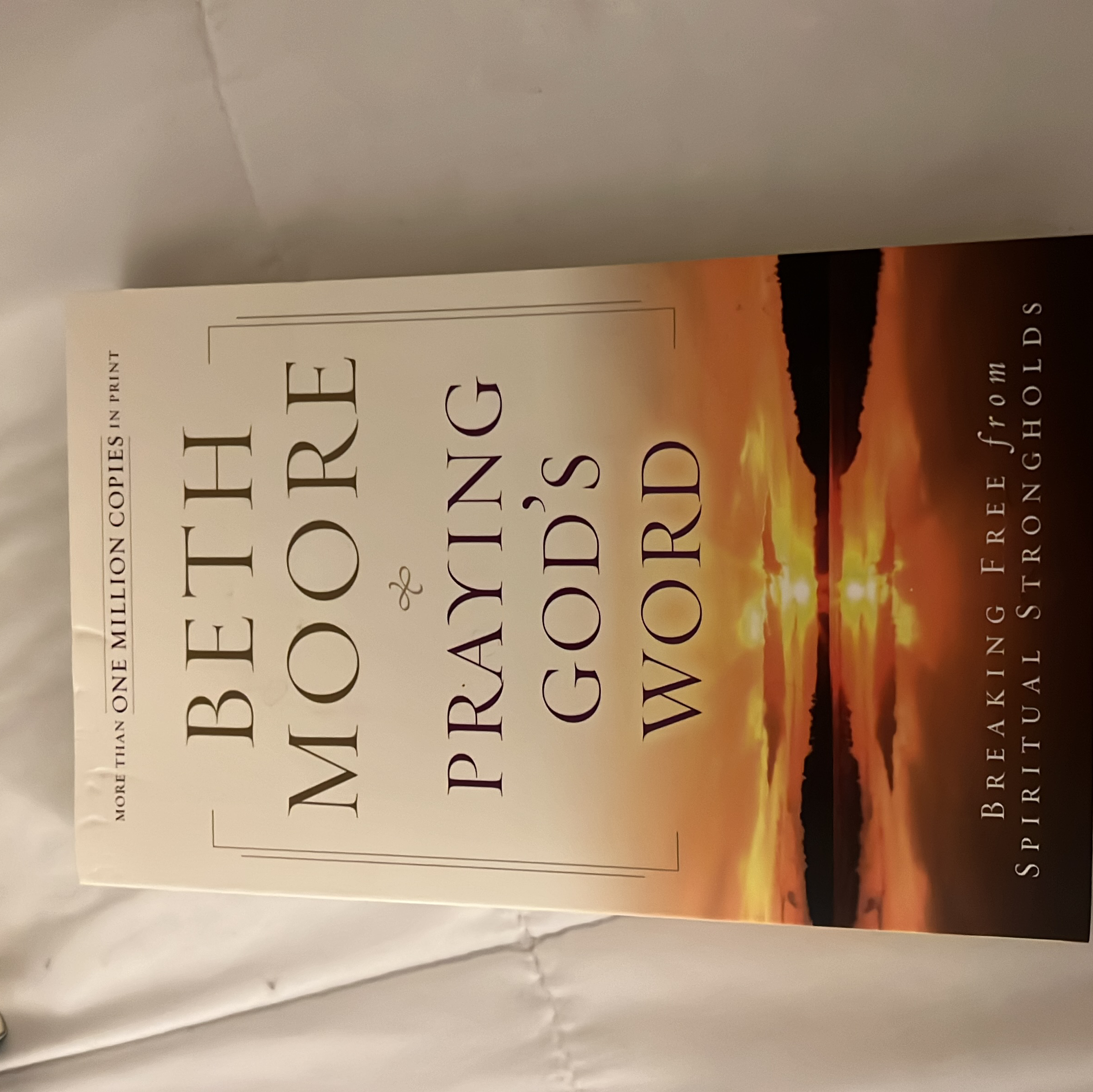 Sale image for f3b5a18d-8956-4924-9845-9a8a3defa7d7-u29EbPaJnmYFmStkihv70oewUyV2