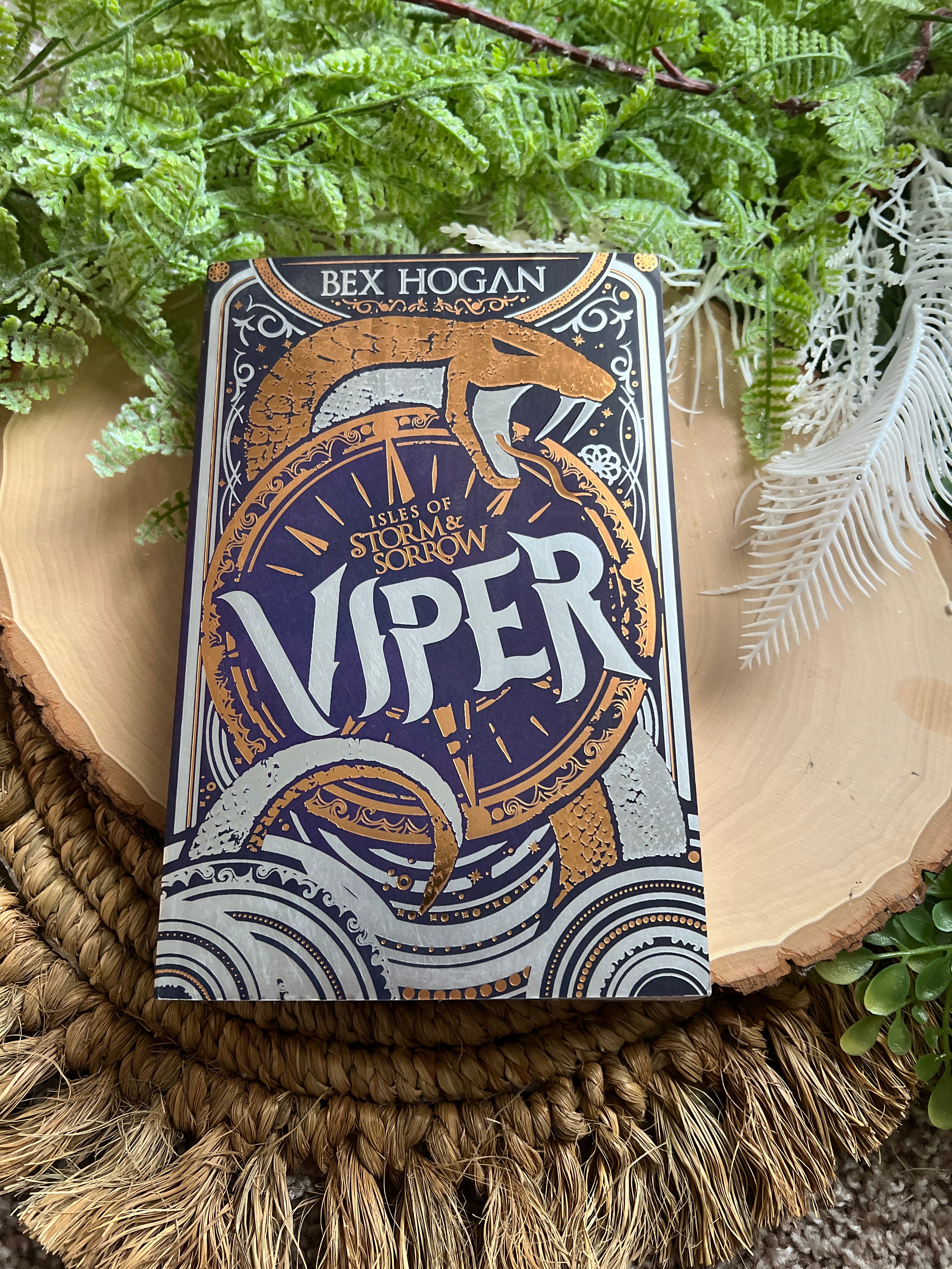 Isles of Storm and Sorrow: Viper