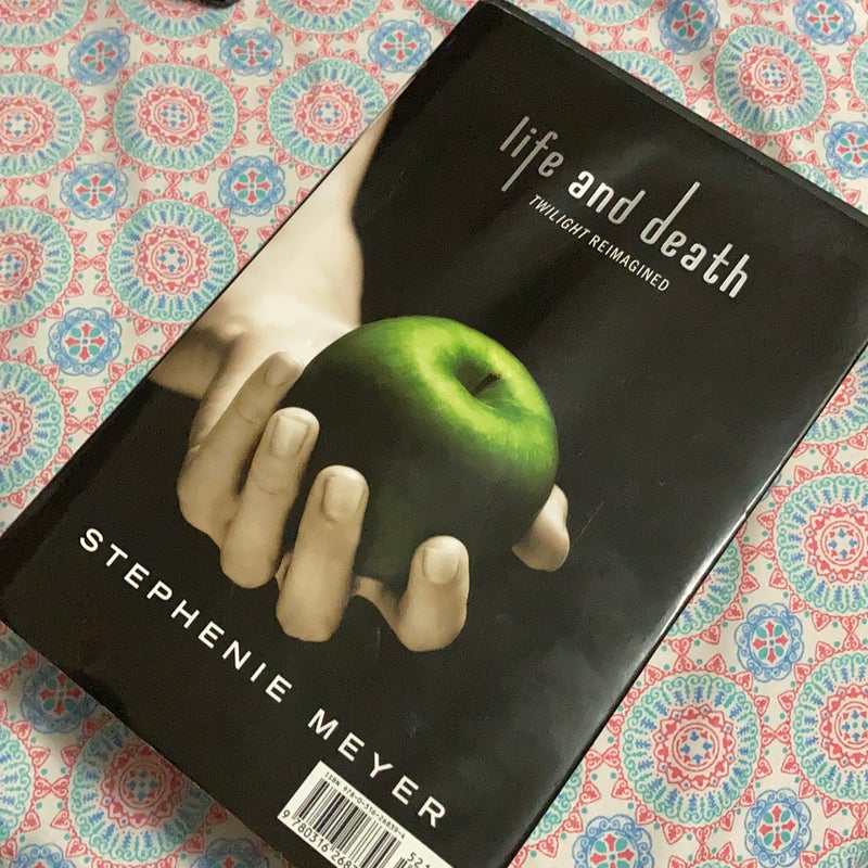 Twilight Tenth Anniversary/Life and Death Dual Edition