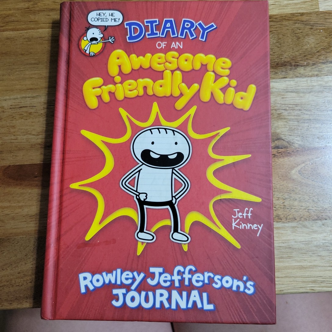Diary of an Awesome Friendly Kid: Rowley Jefferson's Journal