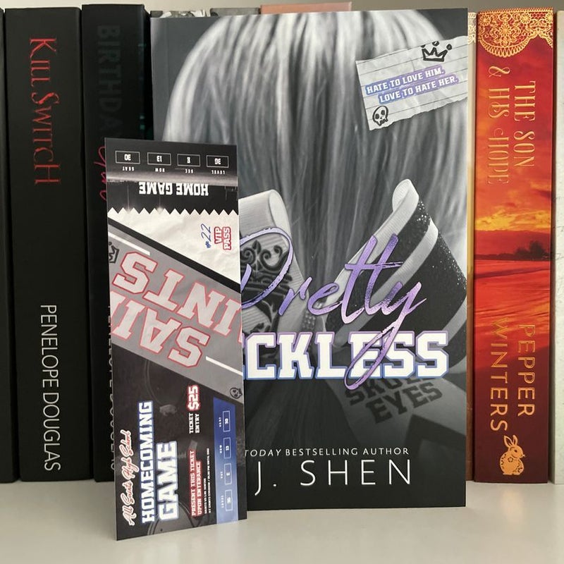 Pretty Reckless & Sparrow Midnight Bookshelf *SIGNED* 