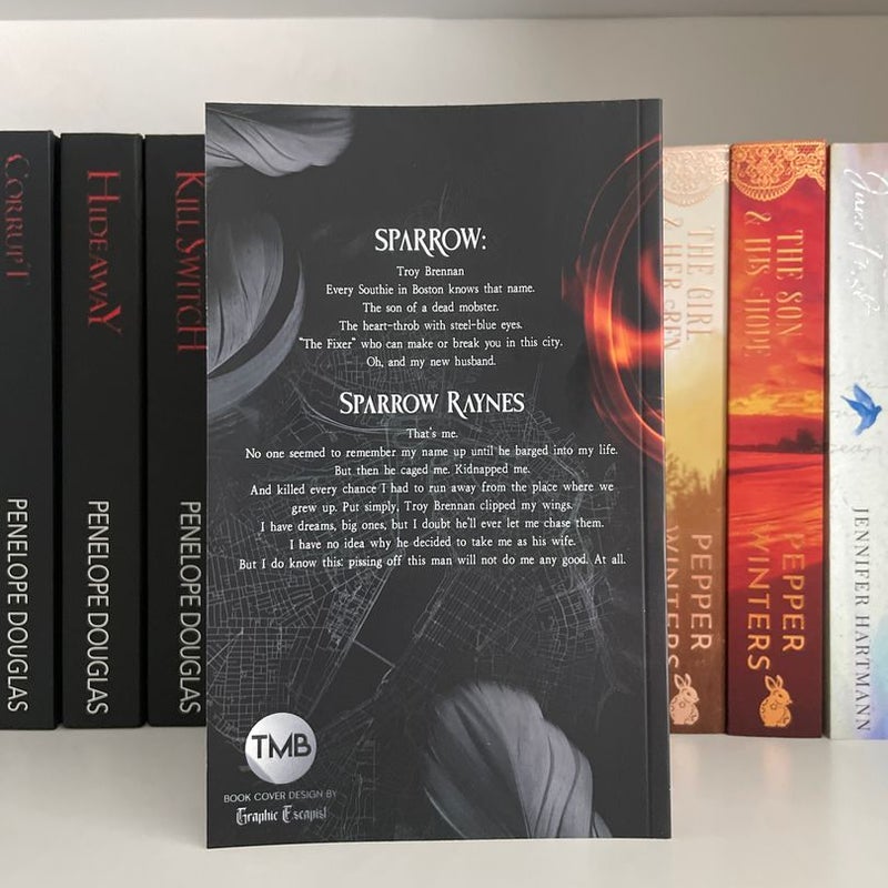Pretty Reckless & Sparrow Midnight Bookshelf *SIGNED* 