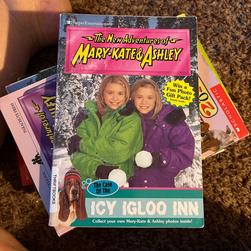 New Adventures of Mary-Kate and Ashley #45: the Case of the Icy Igloo Inn