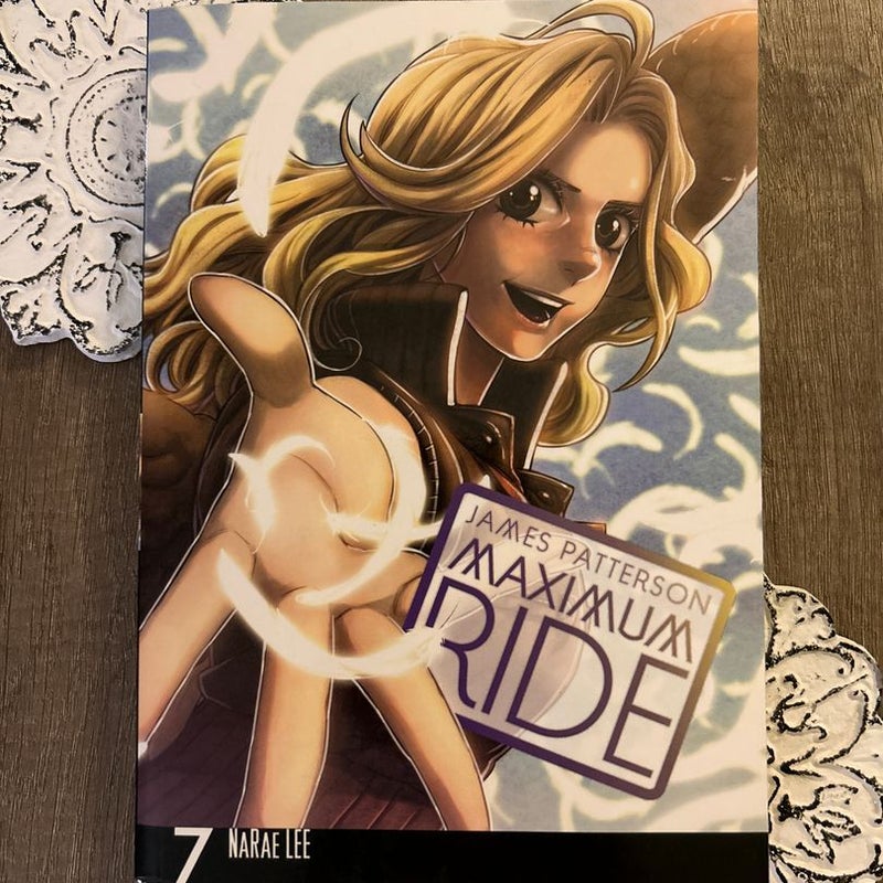 Maximum Ride: Manga Volume 7