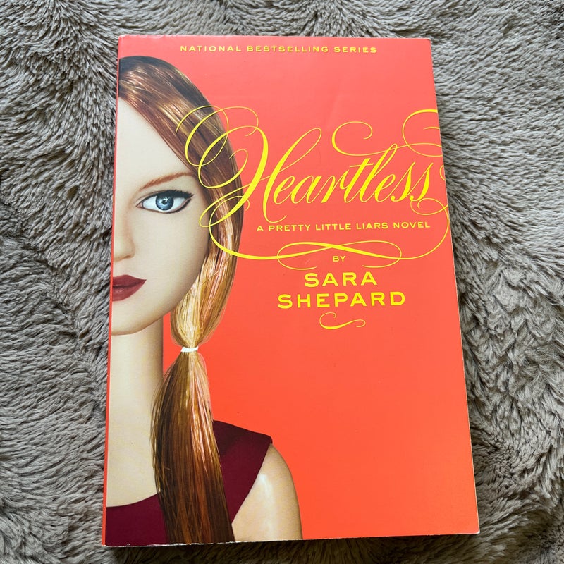 Pretty Little Liars #7: Heartless