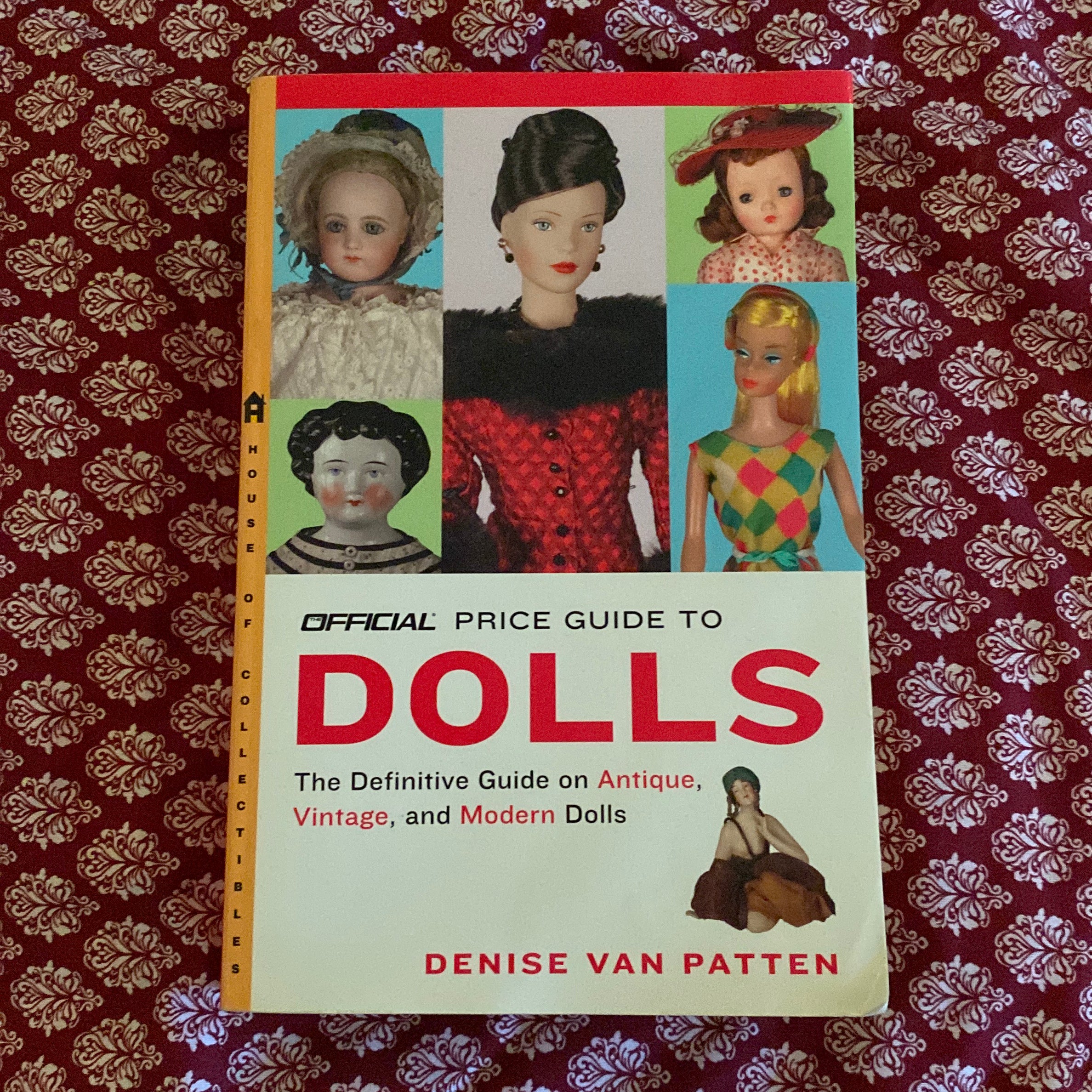 The Official Price Guide to Dolls