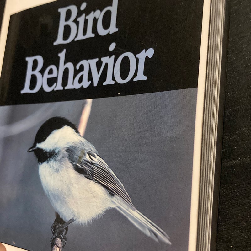 A Guide to Bird Behavior