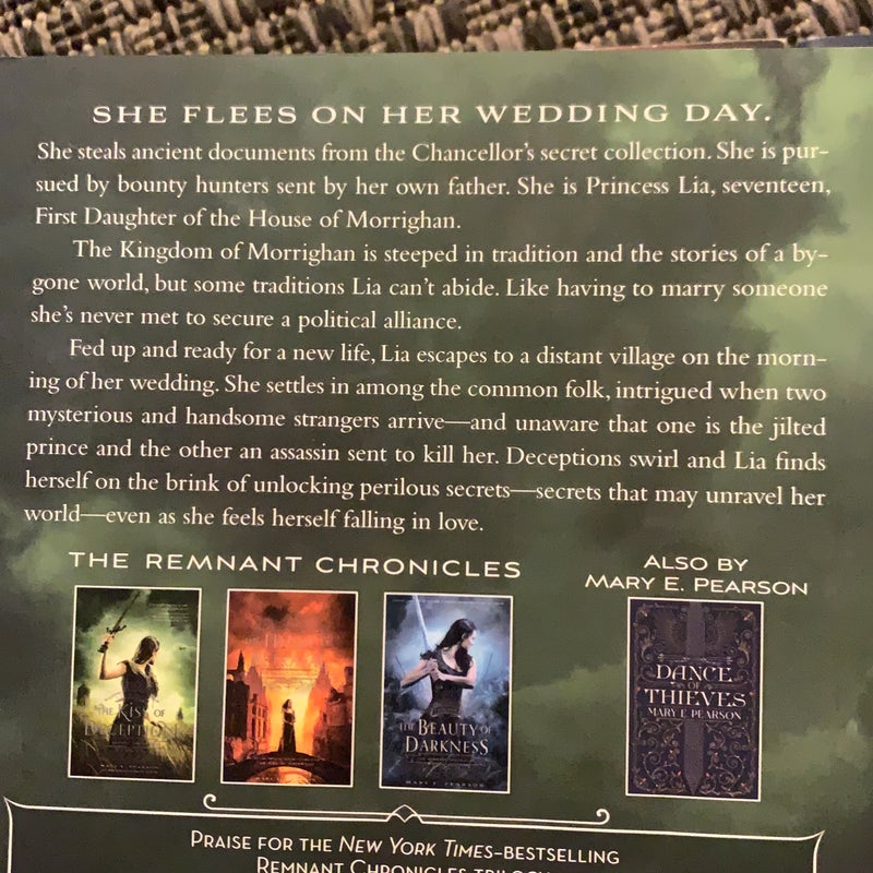 The Remnant Chronicles Boxed Set By Mary E Pearson Pangobooks