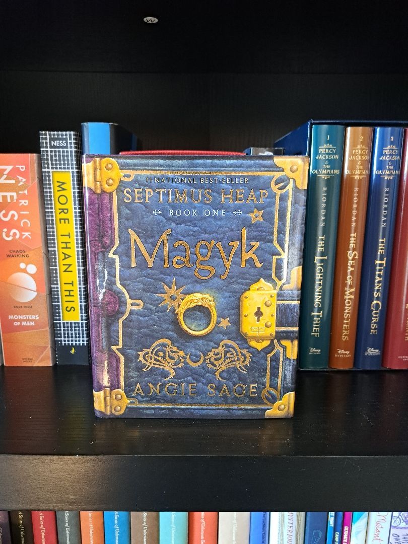 Septimus Heap, Book One: Magyk