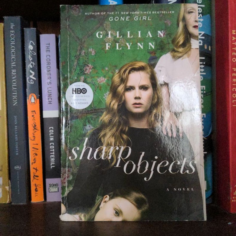 Sharp Objects (Movie Tie-In)