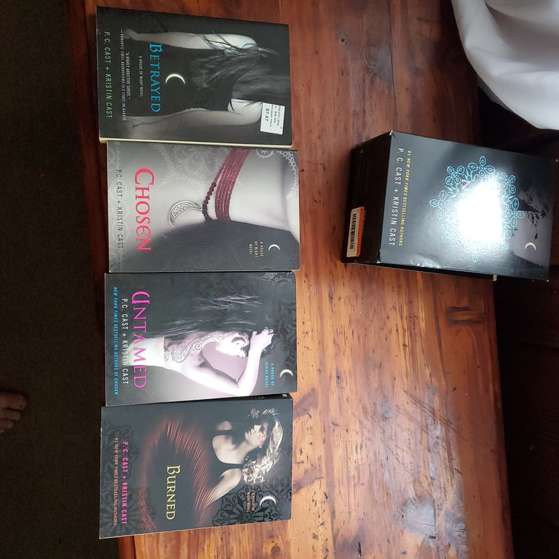 4 book box set of House of Night