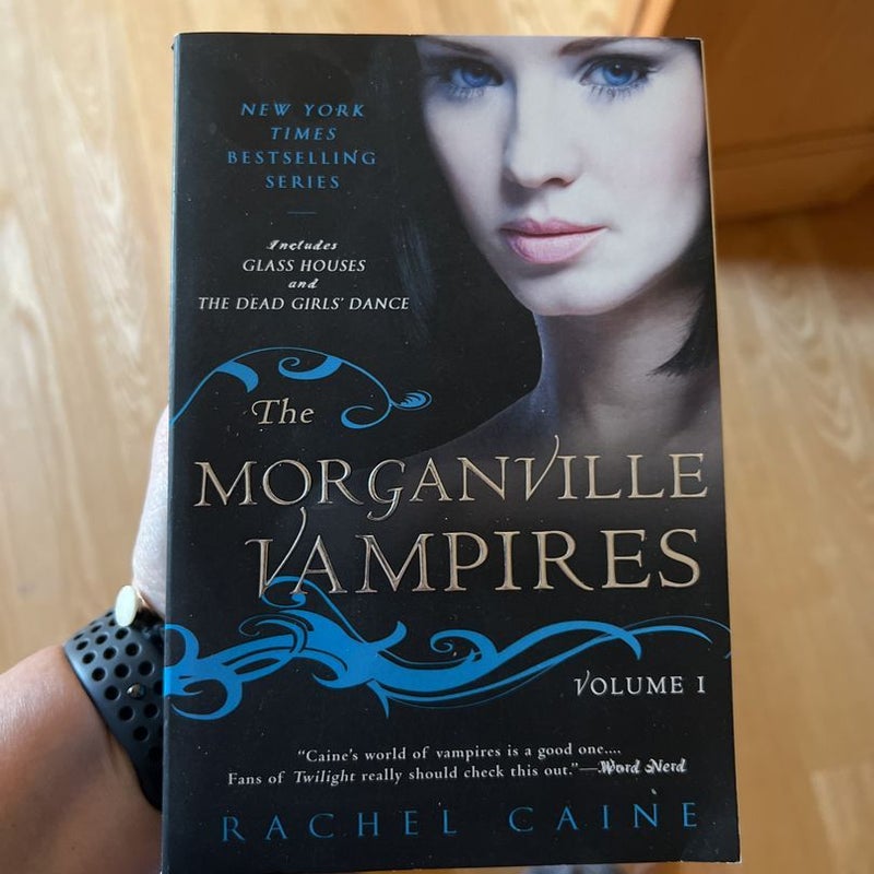 The Morganville Vampires, Volume 1