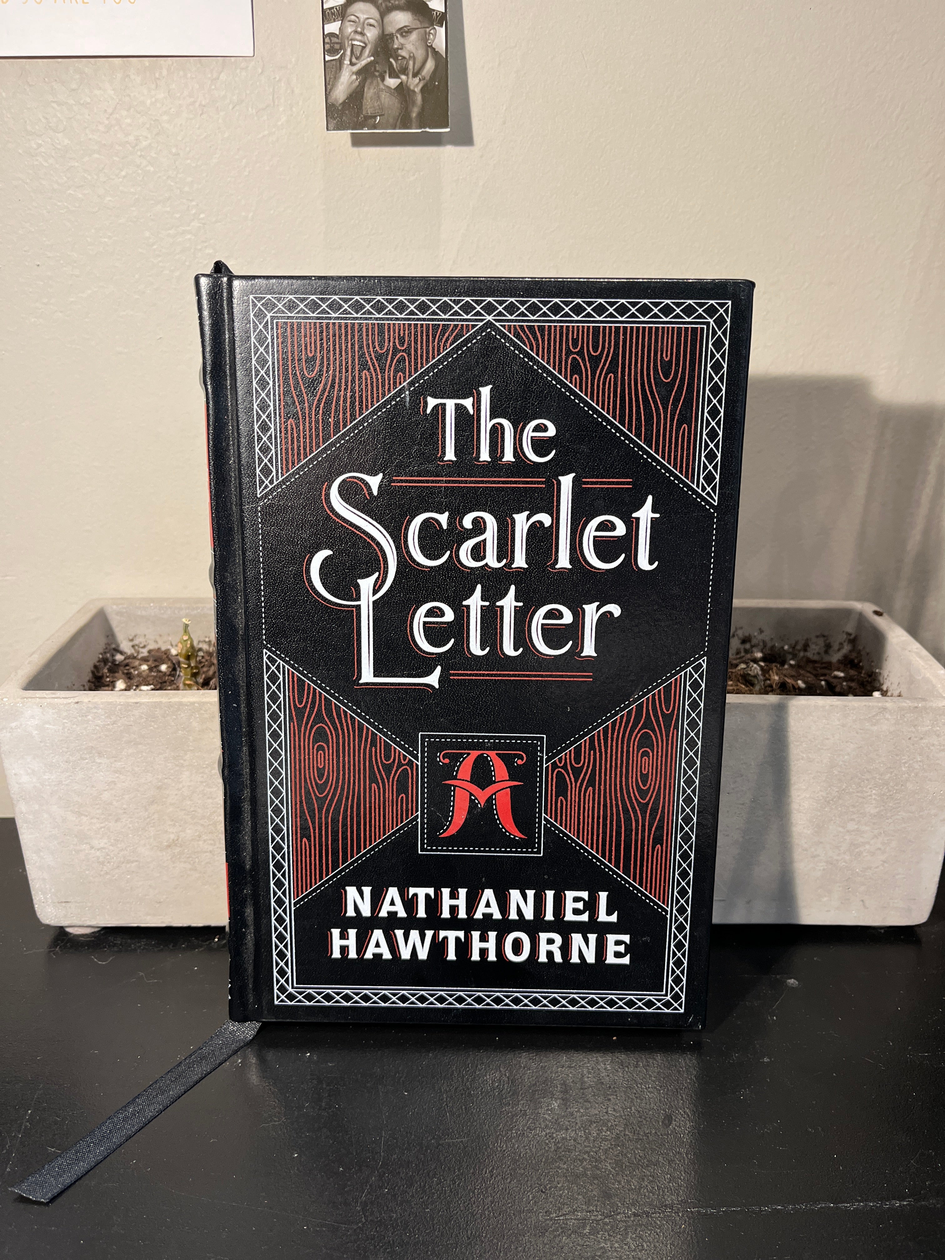 The Scarlet Letter. Nathaniel Hawthorne