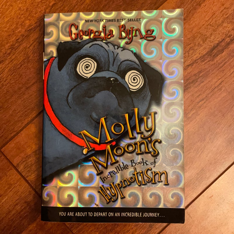 Molly Moons Incredible Book of Hypnotism 