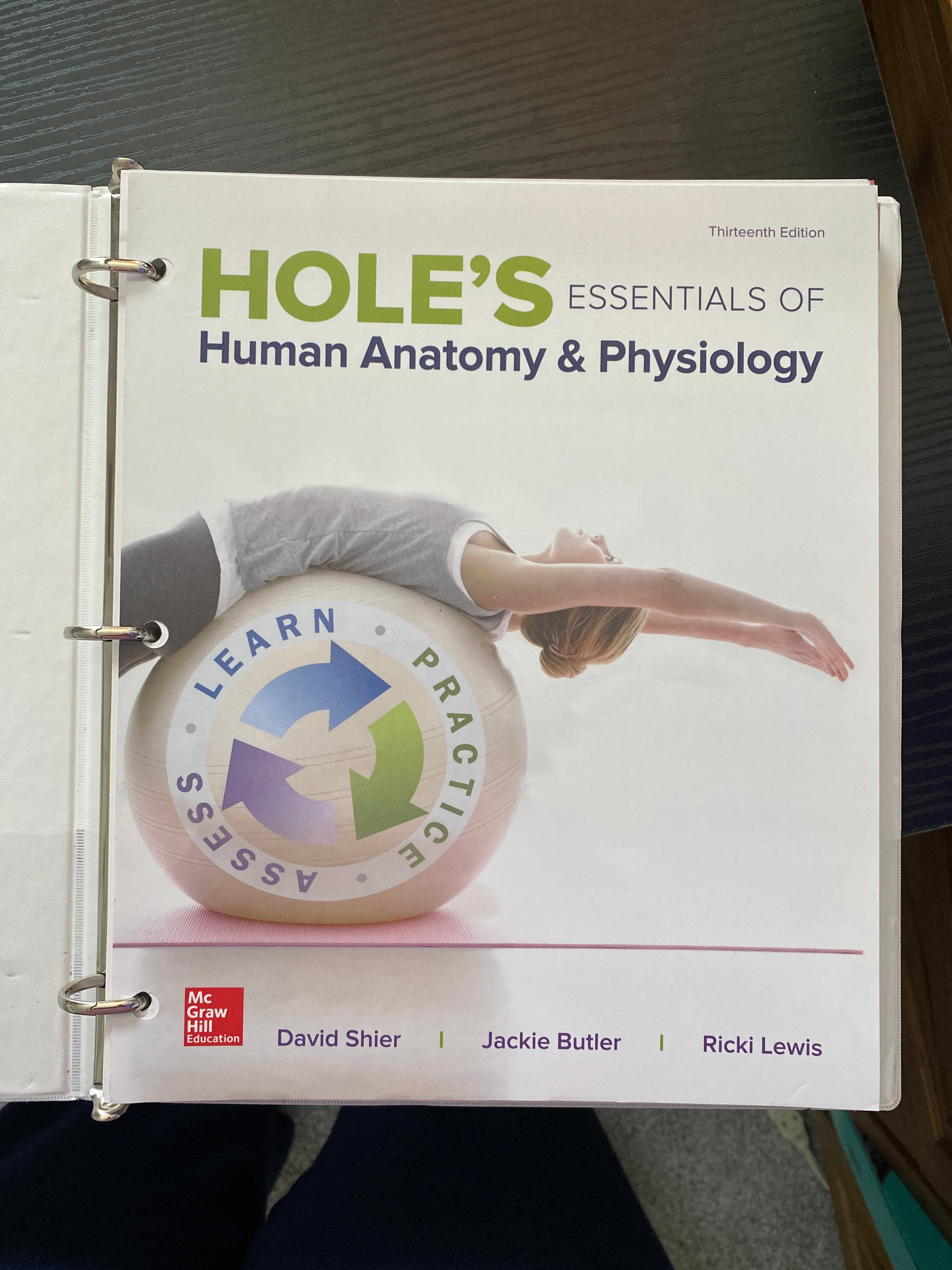 Jackie　Paperback　Ricki　N.　Hole,,　for　Physiology　Human　W.　by　John　Leaf　David　Lewis;　Butler;　L.　Shier;　Pangobooks　Essentials　Holes　Loose　Anatomy